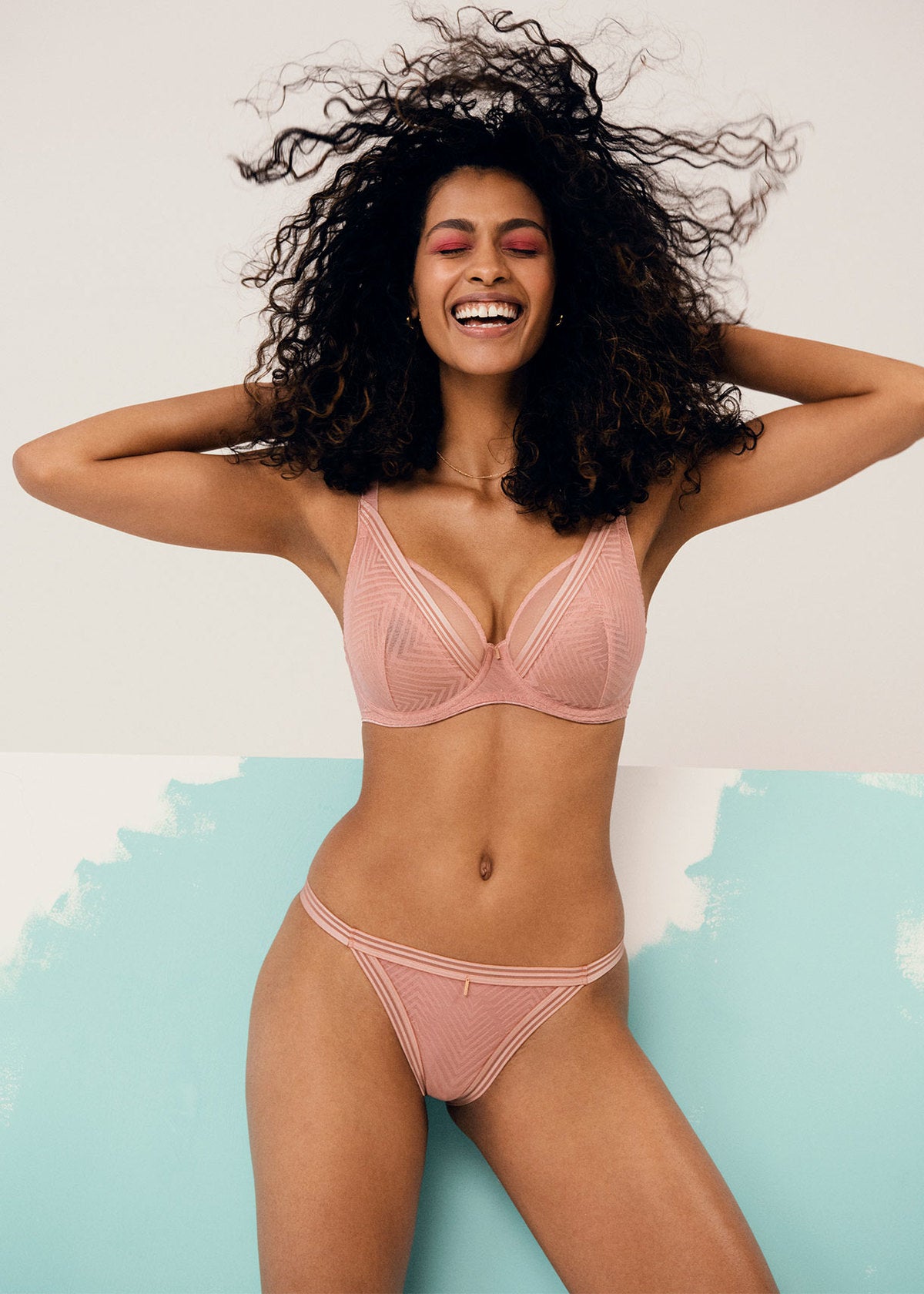 Tailored Underwired High Apex Plunge Bra - Ash Rose – Leia Lingerie